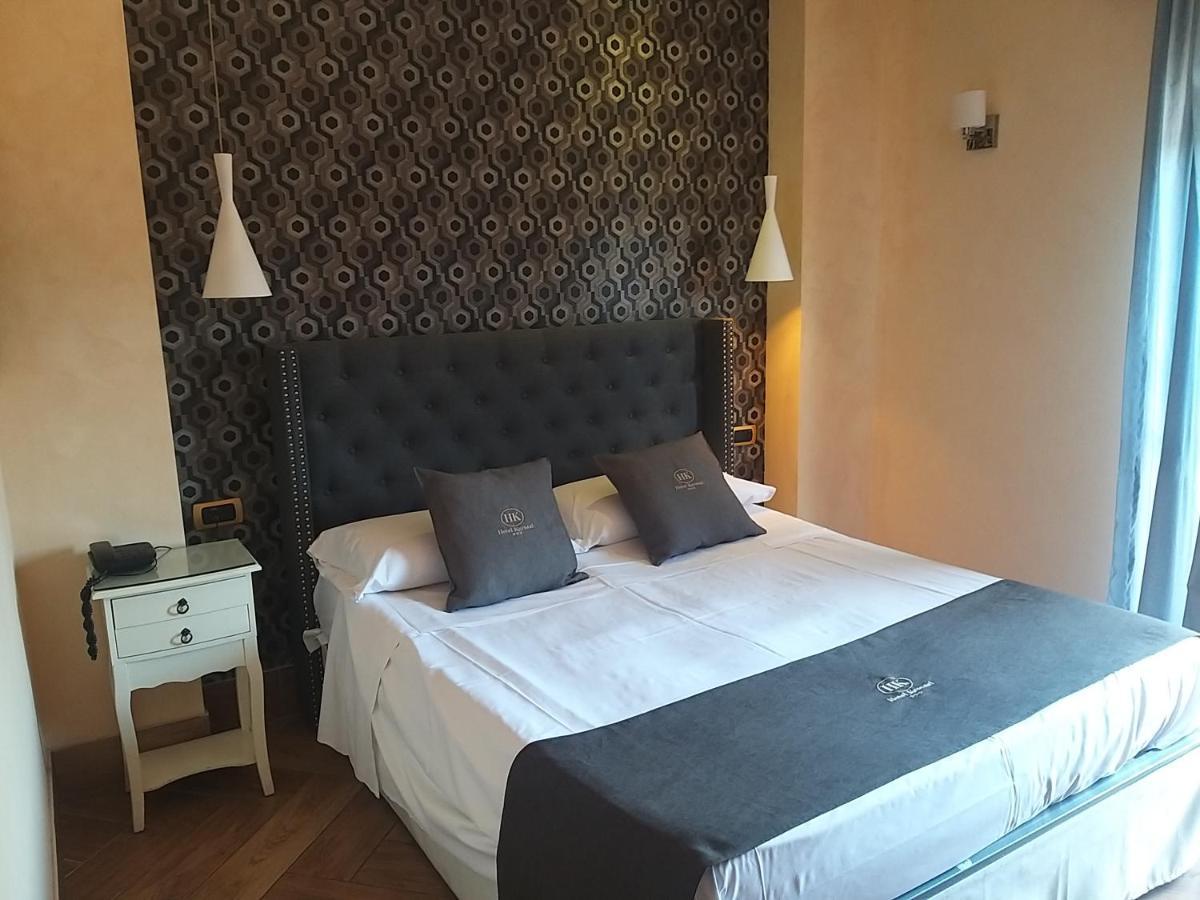 נאפולי Hotel Kursaal מראה חיצוני תמונה