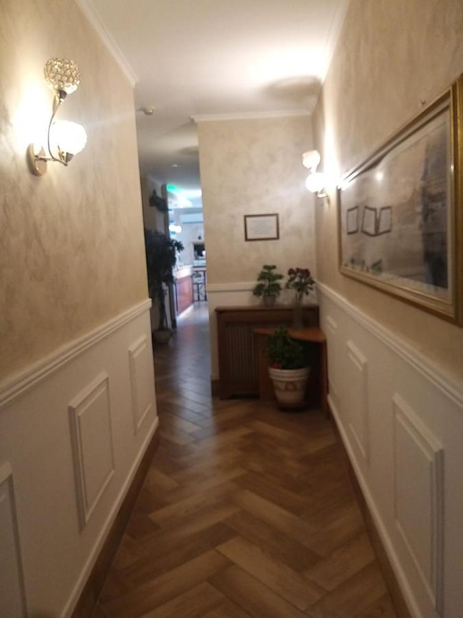 נאפולי Hotel Kursaal מראה חיצוני תמונה