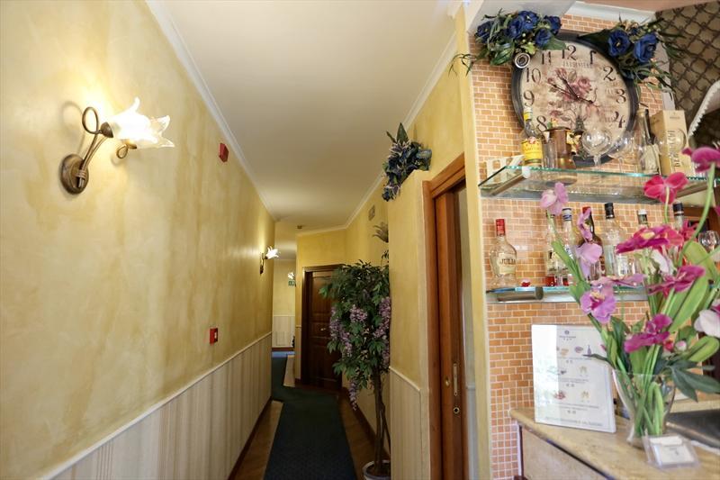 נאפולי Hotel Kursaal מראה חיצוני תמונה